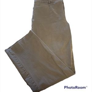 GAP Women’s Boot Cut Stretch Khaki Brown Cotton Twill Pants.